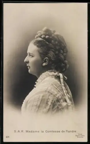 AK S. A. R. Madame La Comtesse de Flandre