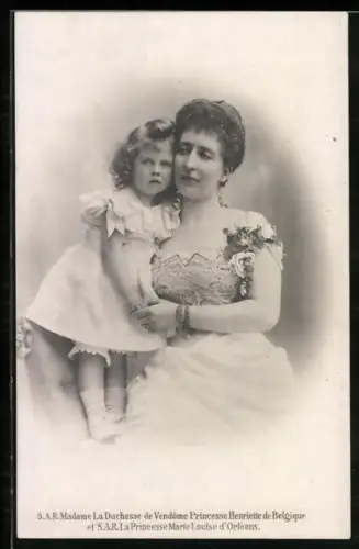 AK La Duchess de Vendôme et la Princesse Marie Louise d` Orléans