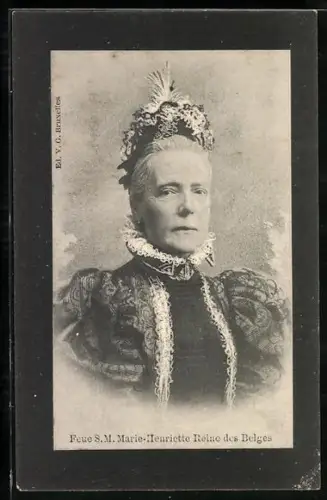 AK Feue S. M. Marie-Henriette Reine des Belges