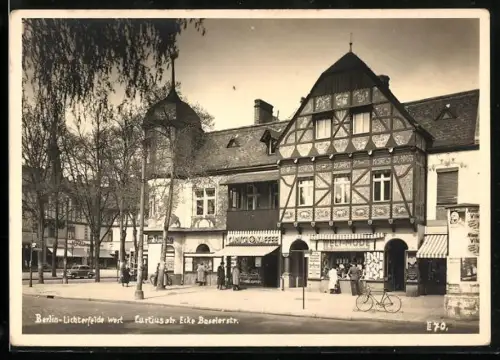 AK Berlin-Lichterfelde, Curtiusstrasse Ecke Baselerstrasse mit Geschäften