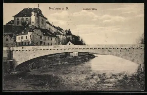 AK Neuburg a. D., Donaubrücke, Ortspartie