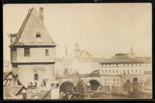AK Frankfurt-Sachsenhausen, Kuhhirtenturm, Brücke, Stadtansicht