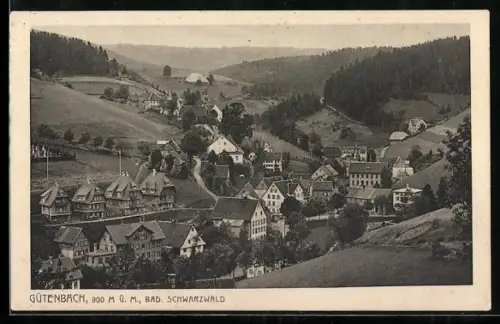 AK Gütenbach /Bad. Schwarzwald, Ortsansicht aus der Vogelschau