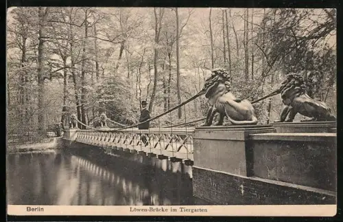 AK Berlin, Löwen-Brücke im Tiergarten