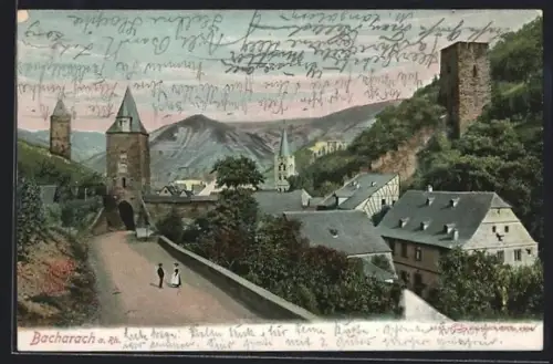 AK Bacharach /Rh., Strassenpartie mit Torturm