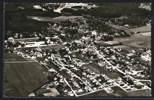 AK Leitershofen bei Augsburg, Totalansicht vom Flugzeug aus