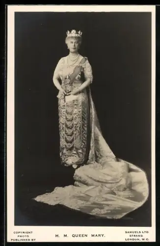 AK H. M. Queen Mary von England