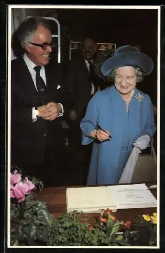 AK Queen Mother von England opens Mencap sheltered Workshop