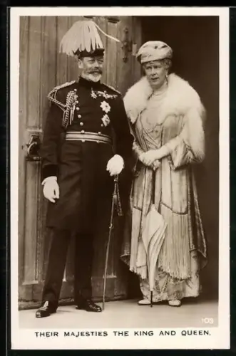 AK Their Majesties the King and Queen von England