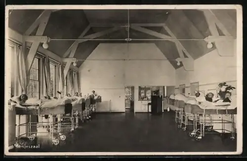 AK Laren /N. H., Sanatorium Juliana-Oord, Meisjeszaaal