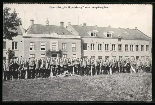 AK Doetinchem, Gesticht De Kruisberg met verpleegden