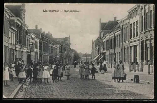 AK Roosendaal, Molenstraat, Meisjes