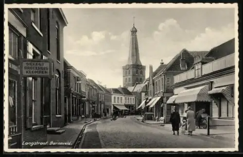 AK Barneveld, Langstraat met Kerk
