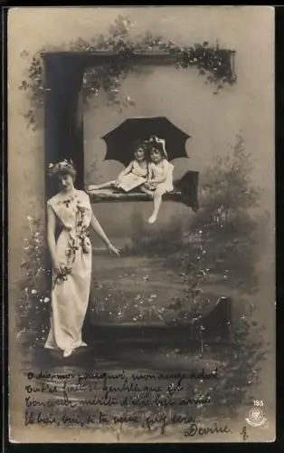 AK Buchstabe E, zwei kleine Mädchen sitzen unter einem Regenschirm