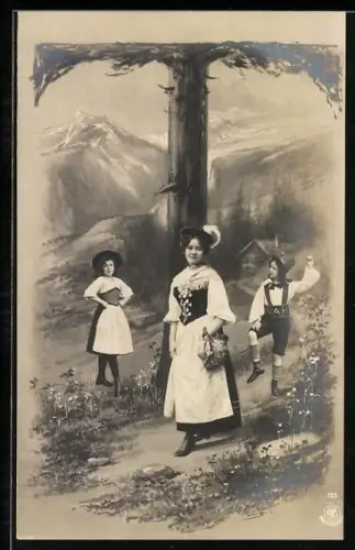 Foto-AK NPG NR: 195, Buchstabe T, Drei Kinder in Trachten
