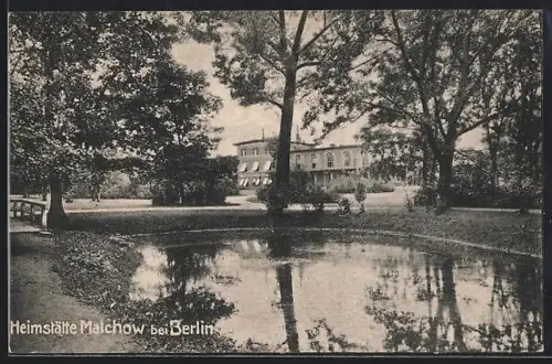 AK Malchow bei Berlin, Heimstätte Malchow, Teich, Parkanlage