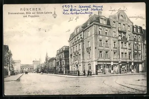 AK München, Briennerstrasse mit Blick auf Schack-Galerie und Propyläen