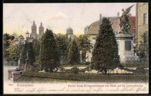 AK Kempten / Bayern, Kriegerdenkmal, Blick auf St. Lorenzkirche
