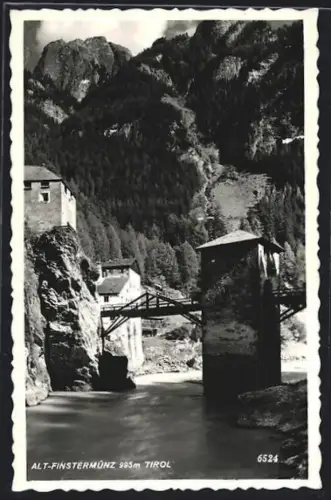 AK Alt-Finstermünz /Tirol, Uferpartie mit Brücke