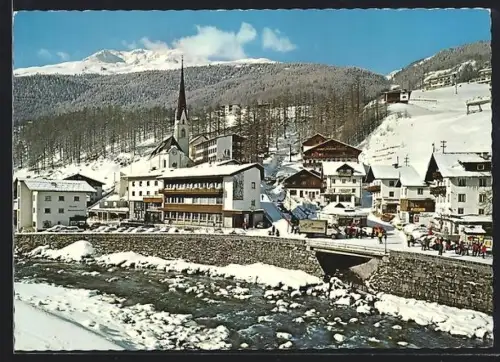 AK Sölden /Ötztal, Teilansicht mit Gaislachkogl im Winter