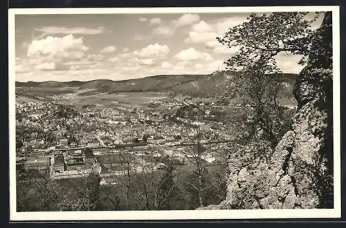AK Ebingen /Schwäb. Alb, Blick auf Stadt und Schlossberg