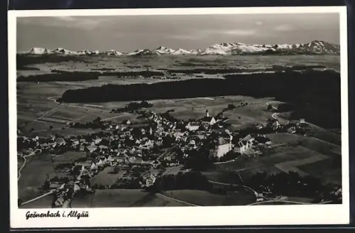AK Grönenbach i. Allgäu, Ortsansicht mit Alpenpanorama