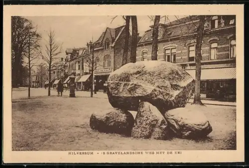 AK Hilversum, `s Gravelandsche Weg met de Kei