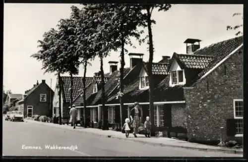 AK Eemnes, Wakkerendijk