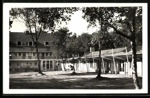 AK Amsterdam, Gustav Brieglebhuis te Valkeveen van de Stichting Vacantiekinderfeest Herengracht 56