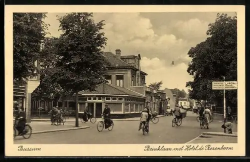 AK Bussum, Brinklaan met Hotel de Rozenboom