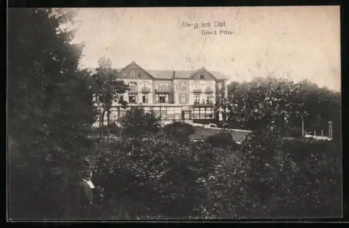 AK Berg en Daal, Groot Hotel