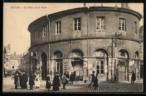 AK Sedan, La Place de la Halle