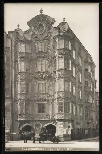 AK Innsbruck, Kat. Kasino, Aussenansicht, Kutsche