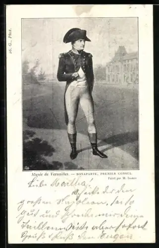 AK Napoleon in Uniform auf einem Platz stehend