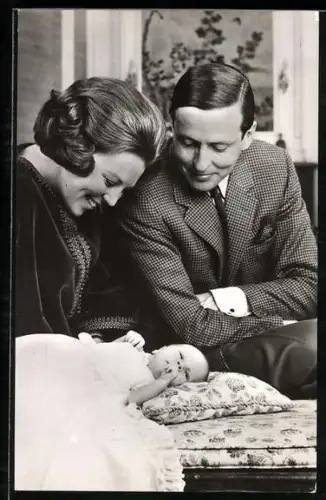 AK Het Prinselijk gezin von den Niederlanden