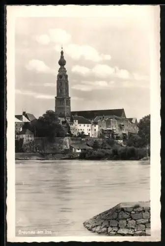 AK Braunau am Inn, Ortsansicht mit Kirche