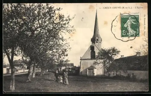 AK Crécy-Couvé, L`Eglise, Partie bei der Kirche