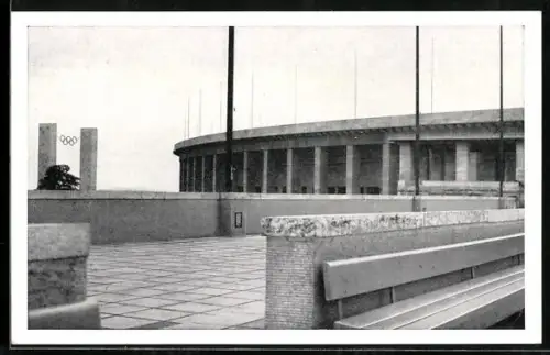 AK Berlin, Olympische Spiele, Reichssportfeld, Blick vom Schwimmstadion auf das Osttor und die Deutsche Kampfbahn
