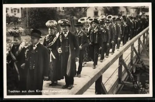 AK Kinzigtal, Feierlicher Marsch in Schwarzwälder Trachten