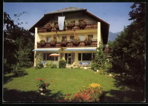 AK Garmisch-Partenkirchen, Hotel-Pension Bavaria, Gartenansicht