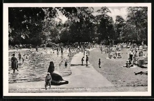 AK Berlin-Weissensee, Kinderspielplatz und Planschbecken am Weissen See