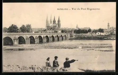 AK Moulins, Vue du Pont Régemortes