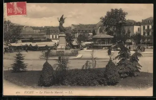 AK Vichy, Place du Marche, Marktplatz, Hotel de la Seine