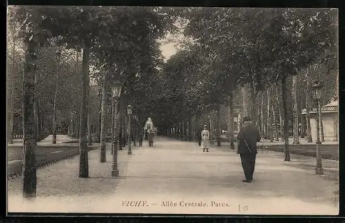 AK Vichy, Parcs et Allée Centrale