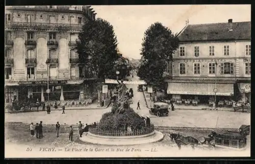 AK Vichy, La Place de la Gare et la Rue de Paris