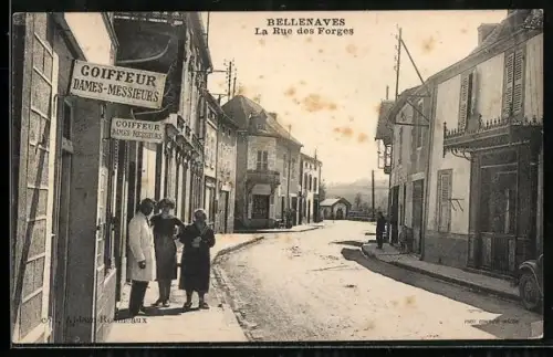 AK Bellenaves, La Rue des Forges avec coiffeur et passants