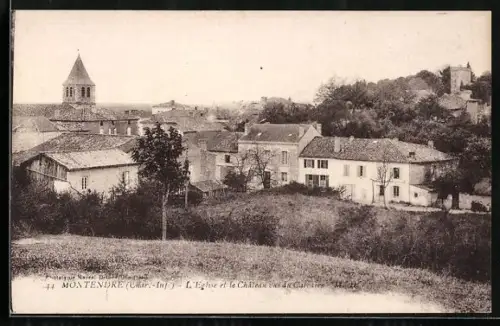 AK Montendre /Char.-Inf., L`Église et le Château vus des Coteaux
