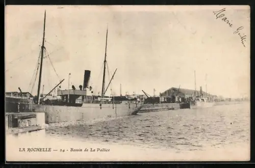 AK La Rochelle, Bassin de La Pallice avec navires amarrés