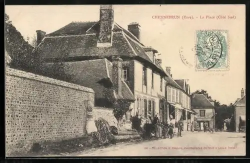 AK Chennebrun /Eure, La Place, Cóté Sud