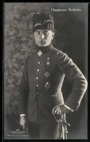 Foto-AK Sanke Nr. 371: Hauptmann Buddecke in Uniform mit Pour le Mérite